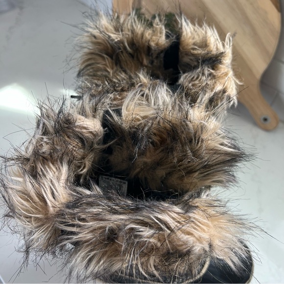 Sorel Women’s Joan of Arctic Waterproof Snow Boots Fur trim - Picture 9 of 10